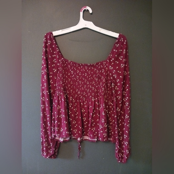 AEROPOSTALE LARGE WOMEN'S BURGUNDY LONG SLEEVE FLORAL SUMMER TOP - Picture 2 of 3